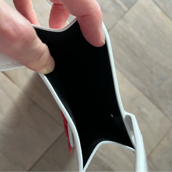 Sanrio Hello Kitty Carry/Cross body Bag Mini - Picture 6 of 6